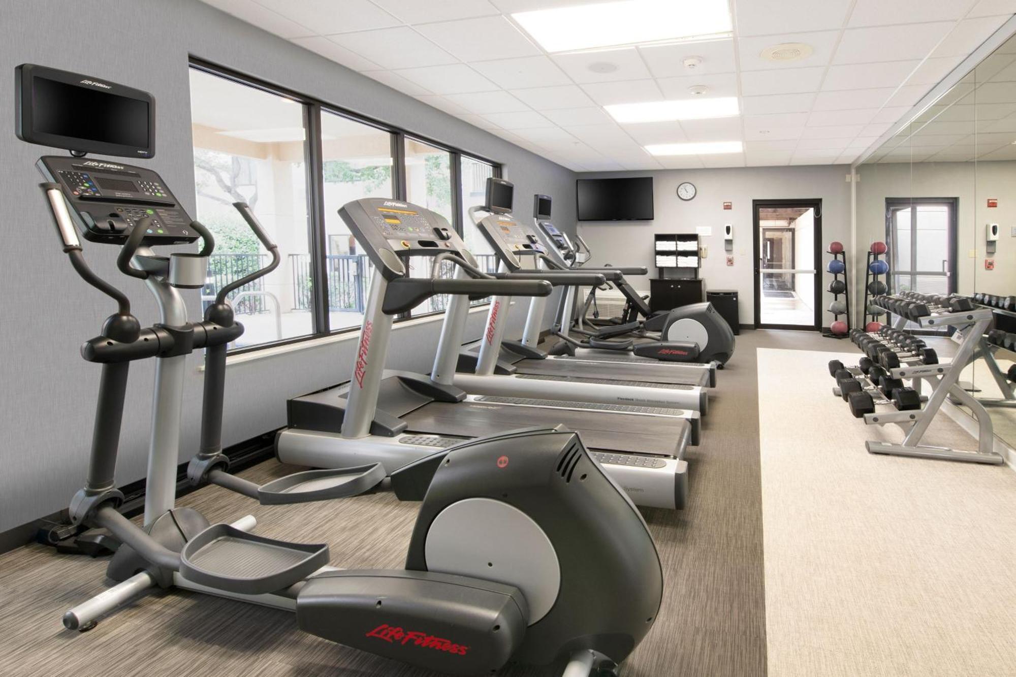 Courtyard By Marriott Dallas Plano In Legacy Park Buitenkant foto