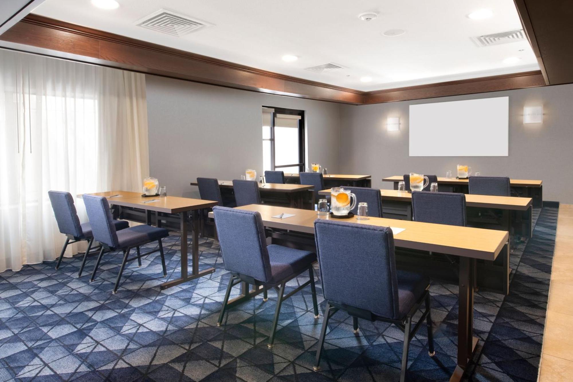 Courtyard By Marriott Dallas Plano In Legacy Park Buitenkant foto